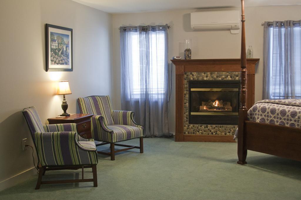 The Vermont Inn Mendon Exteriör bild