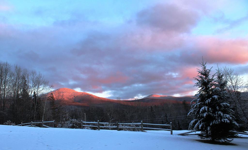 The Vermont Inn Mendon Exteriör bild
