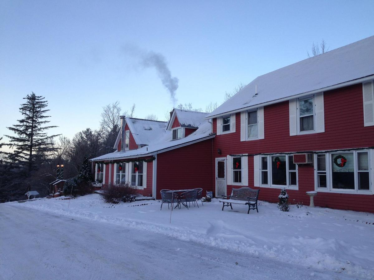 The Vermont Inn Mendon Exteriör bild